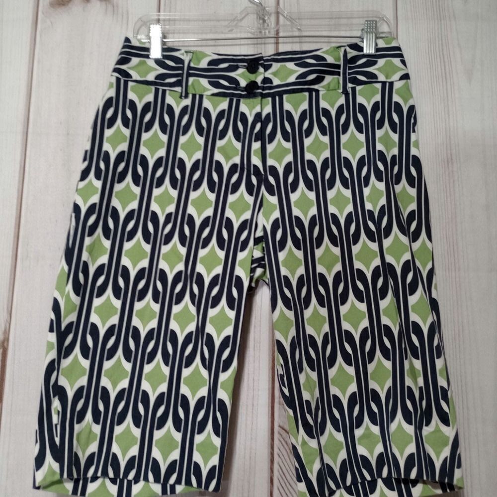 Harold Shorts‎ Ladies 8 Green Black